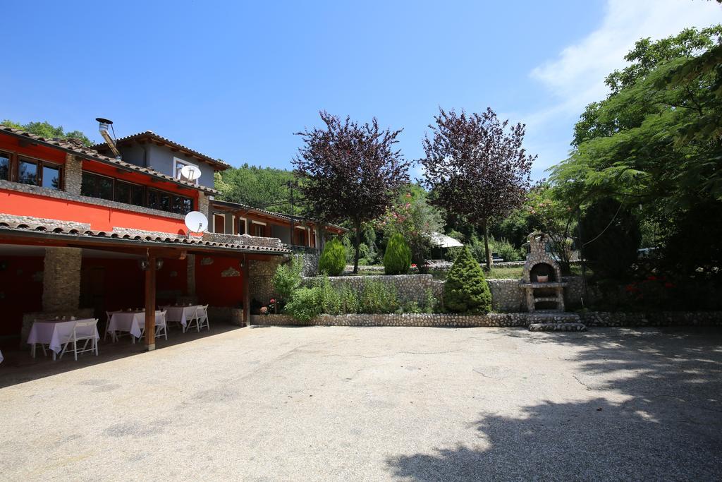 La Mela Rossa Villa Terni Luaran gambar