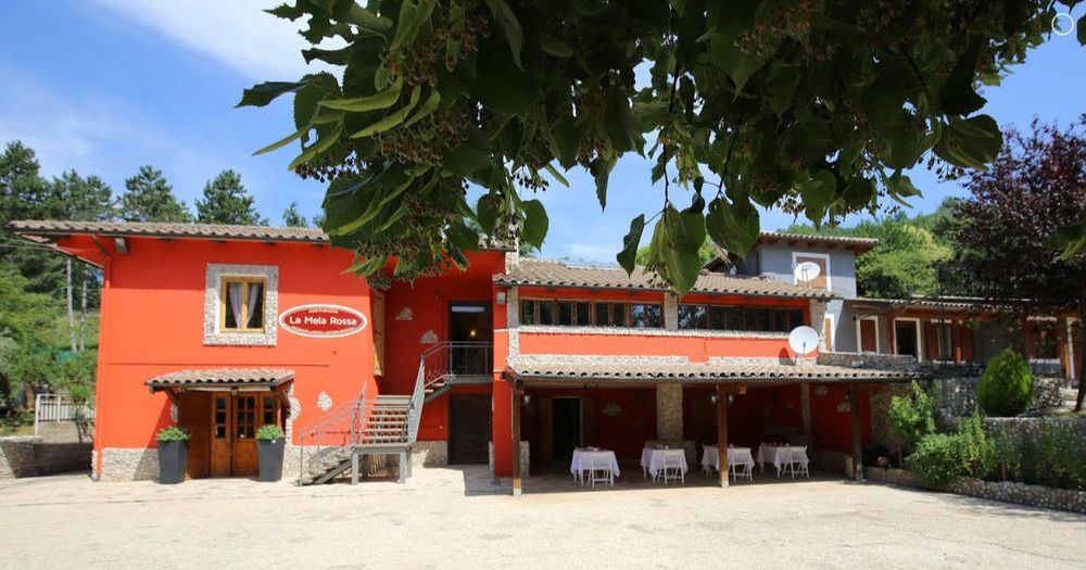 La Mela Rossa Villa Terni Luaran gambar