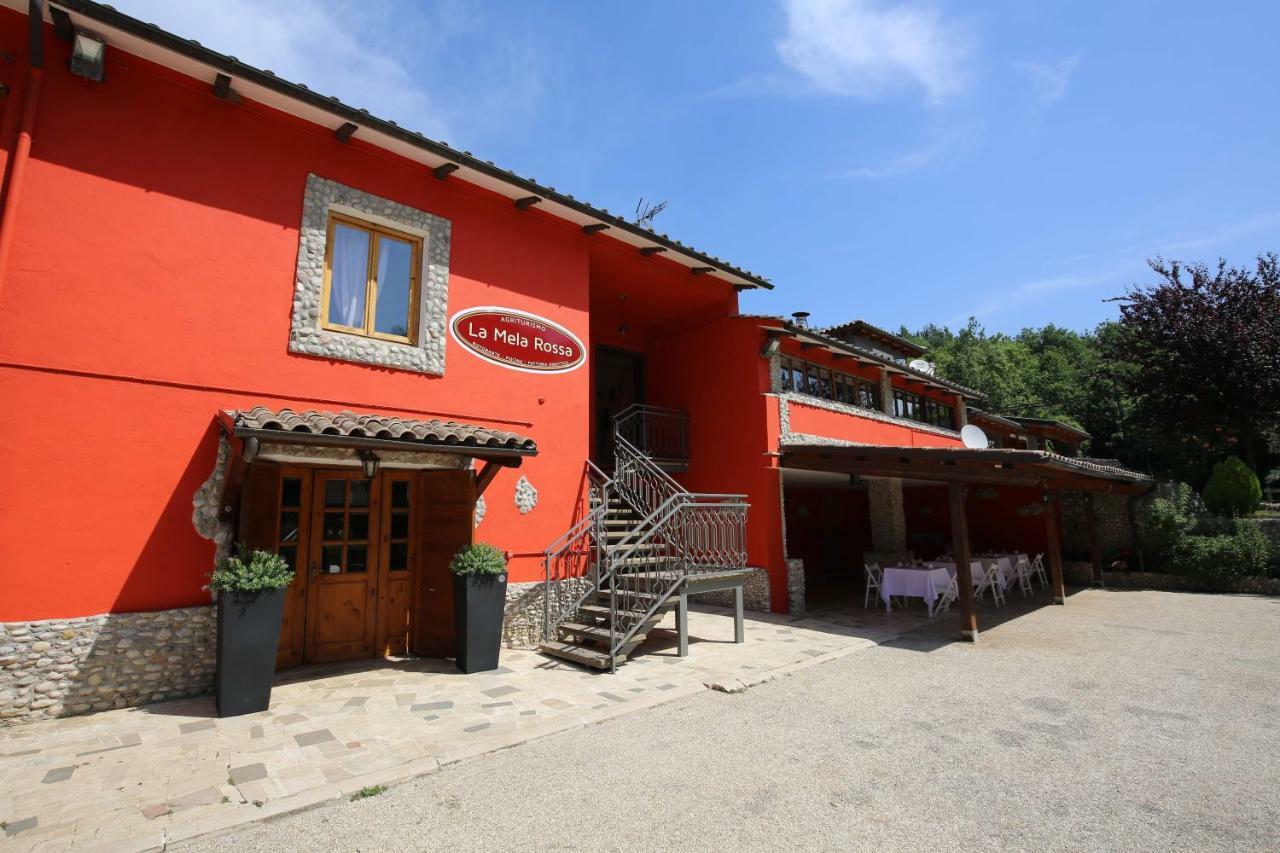 La Mela Rossa Villa Terni Luaran gambar