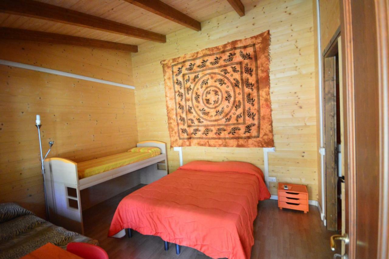 La Mela Rossa Villa Terni Luaran gambar