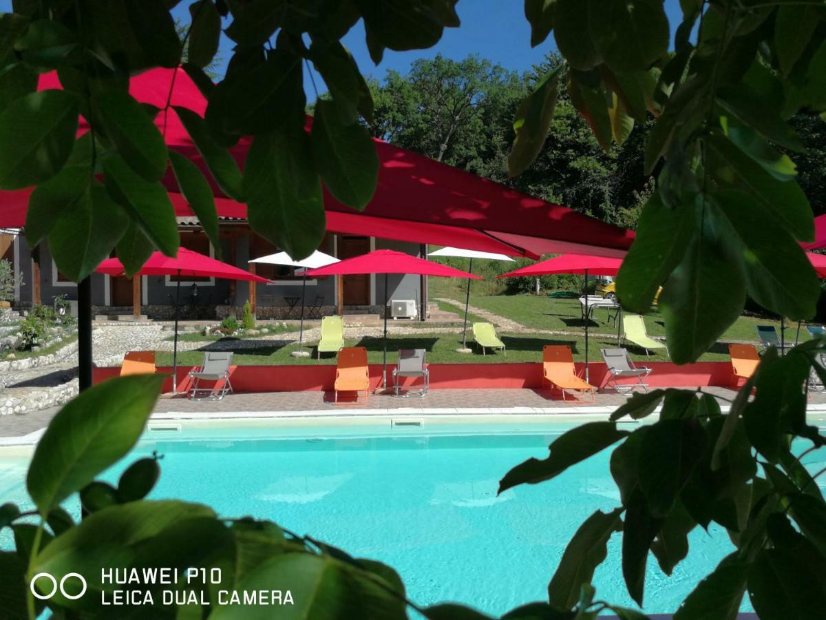 La Mela Rossa Villa Terni Luaran gambar